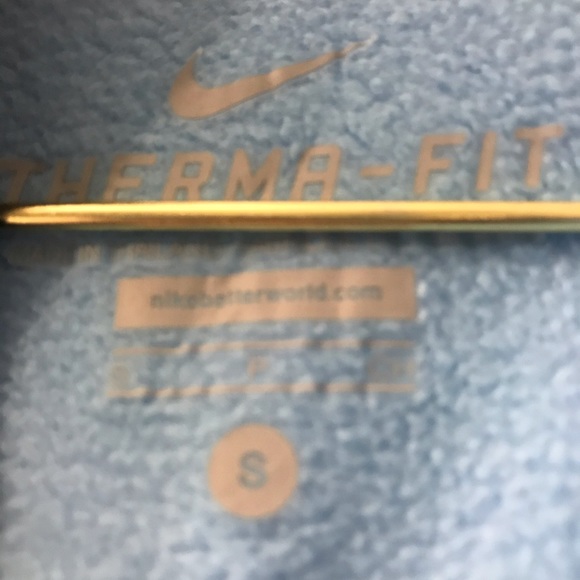 Nike Therma-Fit jacket - Picture 2 of 3